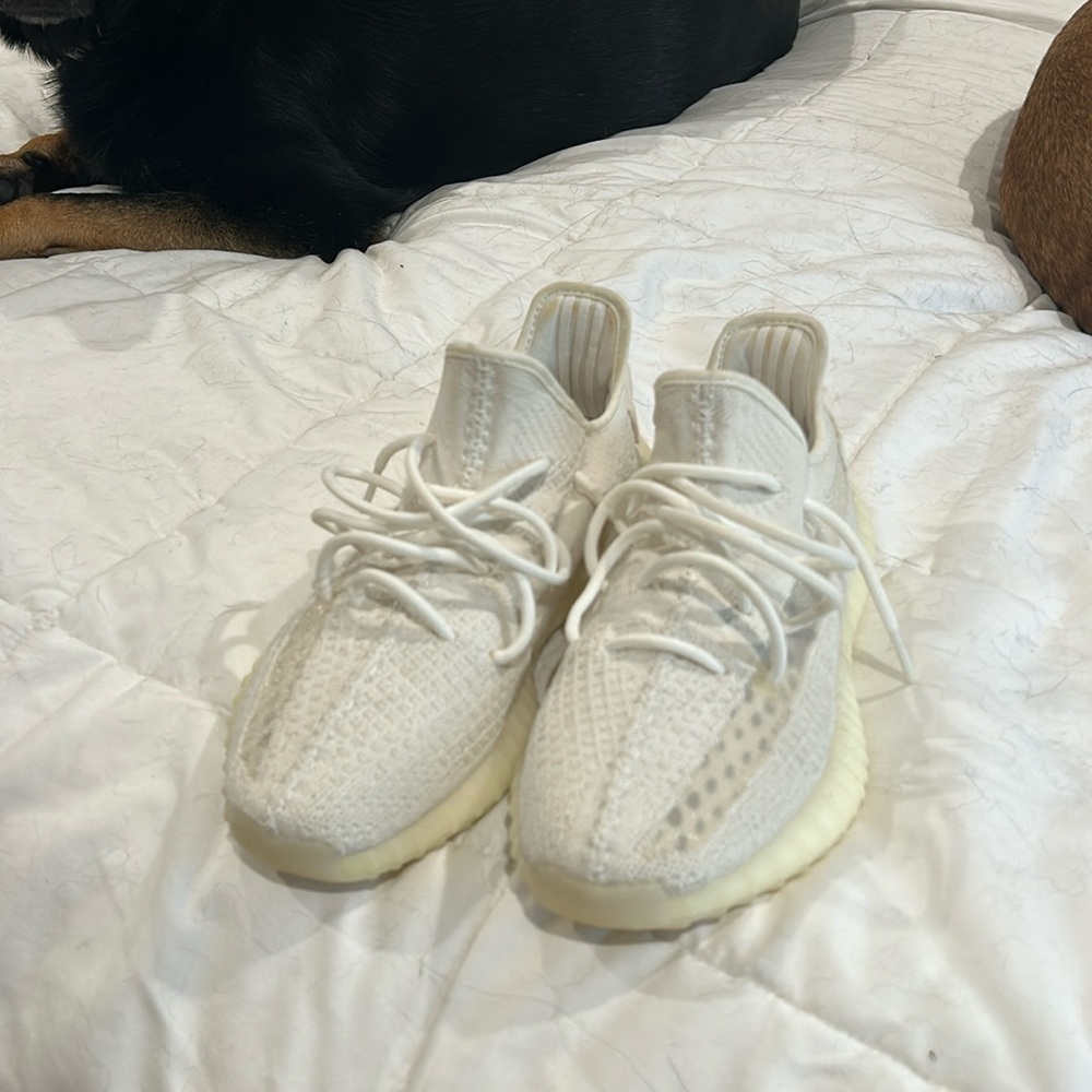 Yeezy Triple White